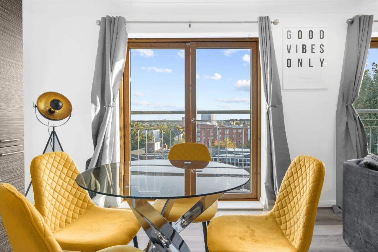 Ebra Stays - Luxury 2 Bedroom Apartment - Birmingham Exterior photo